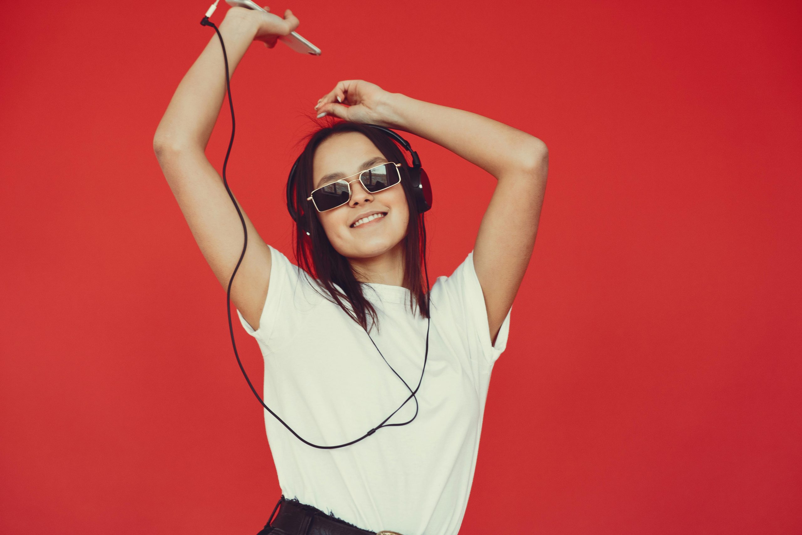 8 Best SoundCloud Downloader Platforms with Metadata Support